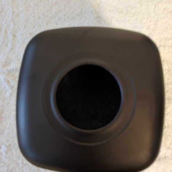 iDesign Bronze Metal Tissue Box Cover - New, Never Used - Picture 3 of 5